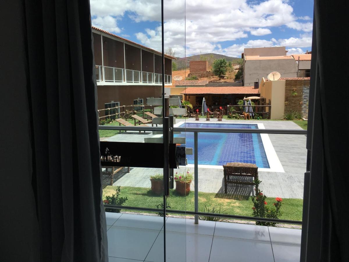 Hotel Virgulino Olho d'Agua do Casado エクステリア 写真